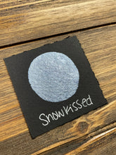 Load image into Gallery viewer, Snowkissed